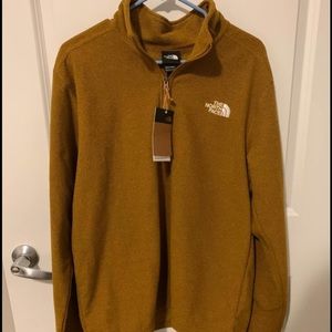 Men’s North Face quarter zip sweatshirt